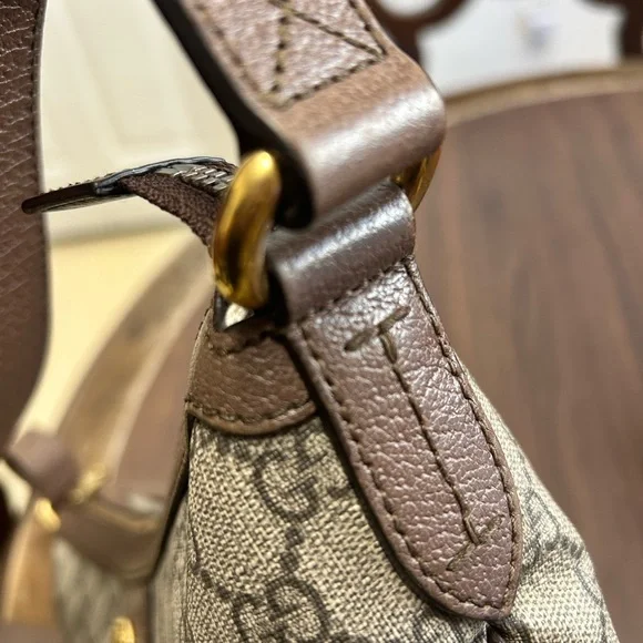 Gucci Beige and Brown Ophidia GG Shoulder Bag with Red and Green Stripe - Picture 7 of 16
